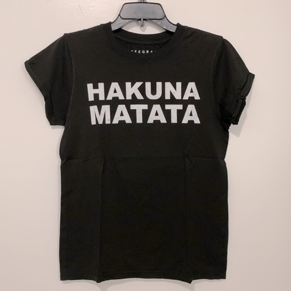 NWOT Hakuna Matata “no worries” Tee RECYCLED KARMA x Teegrams
